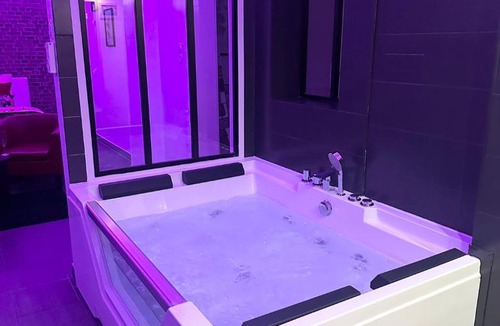 Yutz Apartment | Évasion romantique love & spa secteur Thionville Luxembourg