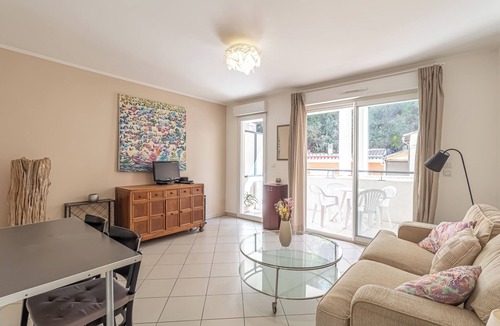 Beausoleil Condo | 1 bedroom apartment Near Monaco Train Station