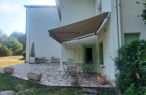 Rimont House | 1 km from the village, along the greenway between Foix and Saint-Girons.