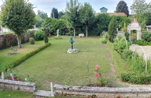 Montier-en-Der House | 10 mins from Lac du Der: beaches, port, casino Charming house in quiet Montier town center