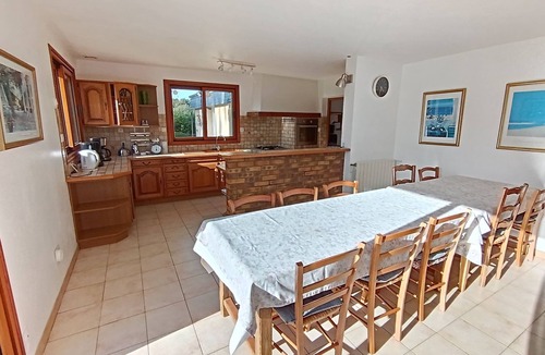Pludual House | 10 minutes from the beach, country gîte for 2 to 12 people