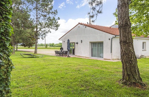 Athis House | 10 minutes from the prestigious Av de Champagne in EPERNAY, Maison à la Campagne.