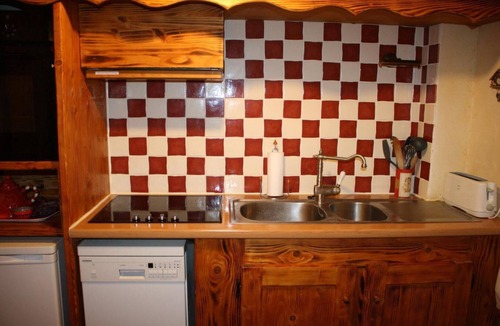 Chamrousse Apartment | 100m from resort center, 1st floor, view ski slopes, balcony, tv, 40m², Chamrousse