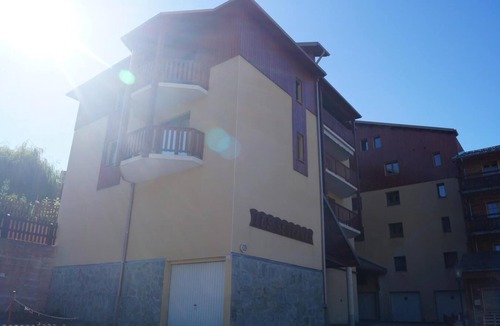 Le Sauze Apartment | 10m from resort center, balcony, tv, ski locker, 30m², Sauze - Super Sauze