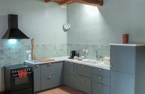 Saint-Hippolyte-du-Fort House | 1570 water mill with jacuzzi in the Cévennes