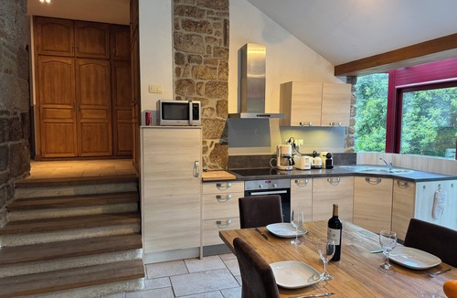 Plounerin Other | 15th century Breton manor house - 4 bedrooms - 3 bathrooms - Wifi - sleeps 8