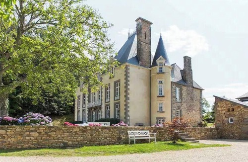Combourg House | 15th century castle in the heart of Brittany