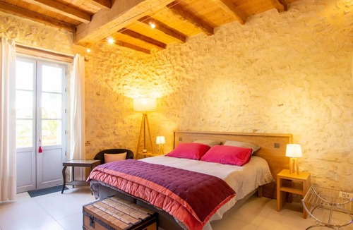 Saint-Pierre-de-Chignac House | 160 m² House ∙ 4 bedrooms ∙ 8 guests