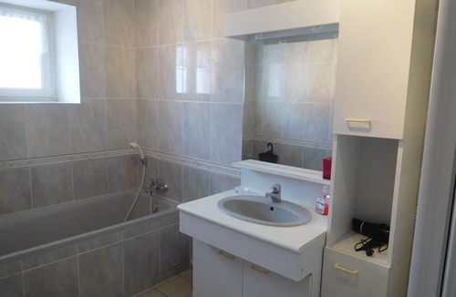 Pont-la-Ville House | 160 m² House ∙ 3 bedrooms ∙ 7 guests