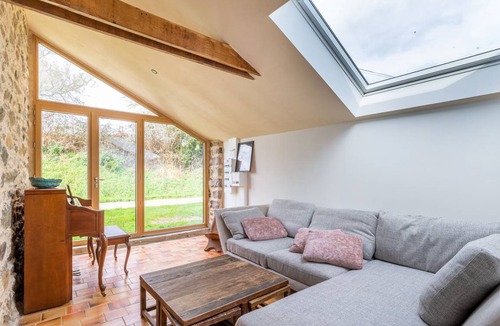 Pleboulle House | 170 m² House ∙ 3 bedrooms ∙ 8 guests