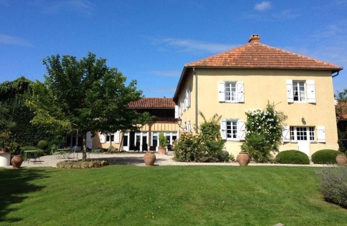 Puydarrieux House | 18th C Farmhouse Surrounded by Countryside, with heated Pool & Mountain Views.