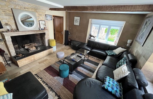 Arc-en-Barrois House | 18th-Century Mansion | Group Rental for 19 People in Haute-Marne