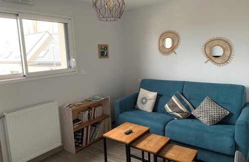 Lannion Apartment | 1st floor apartment 5 min from town center and 15 min from beaches.