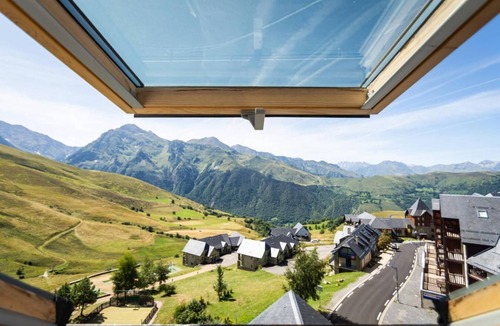 Peyragudes Apartment | 1st floor, balcony, tv, ski locker, 23m², Peyragudes