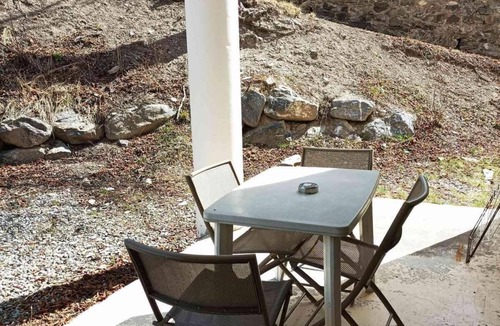 Jausiers Apartment | 1st floor, swimming pool, hammam, terrace, parking, tv, 27m², Pra Loup