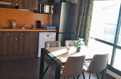 Jausiers Apartment | 1st floor, swimming pool, hammam, terrace, parking, tv, 27m², Pra Loup