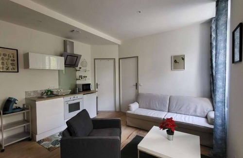 Lourdes Apartment | 2-4 Charming T2 near train station and town center - Free parking nearby
