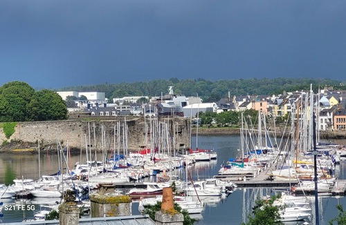 Concarneau Apartment | 2 BEDROOM APARTMENT RENEWED, STUNNING VIEW OF CLOSED CITY AND MARINA