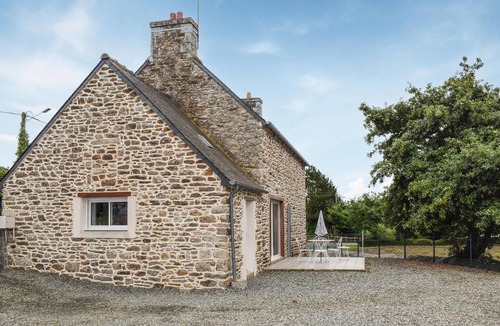 Brelidy House | 2 bedroom awesome home in Brélidy