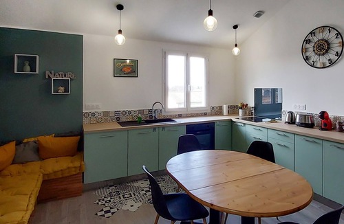 Vayres Apartment | 2 bedroom lovely apartment in Vayres
