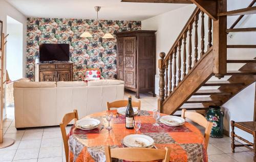 Rospez House | 2 Bedroom Nice Home In Rospez