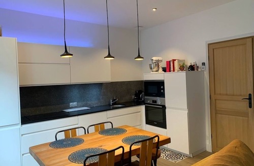 Plaisance Apartment | 2 bedrooms cosy flat with pretty terrace