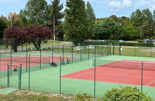 Sables-d'Or-les-Pins Apartment | 2-person apartment in the heart of the Golf de Fréhel, 700m from the Sables d'Or beach