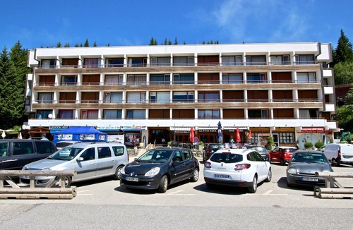 Chamrousse Apartment | 2-room apartment, 6 people, south facing, center station, near slopes