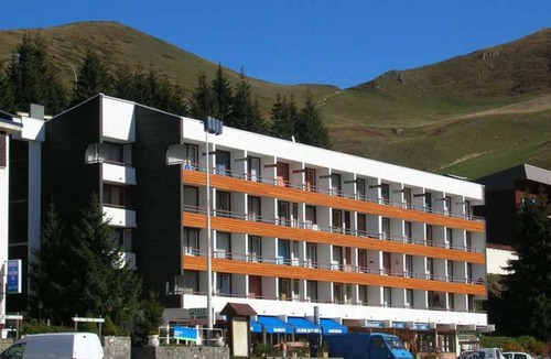 Chamrousse Apartment | 2-room apartment, 6 people, south facing, center station, near slopes
