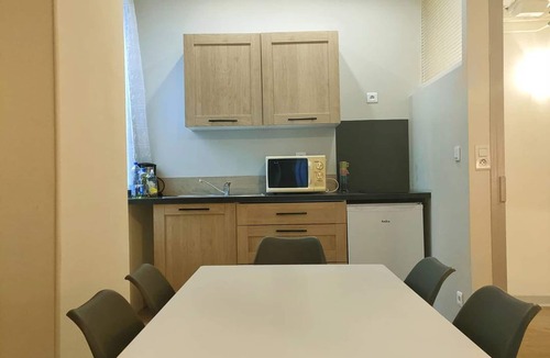 Cauterets Apartment | 2-Room Apartment Center Cauterets, 5 people, balcony