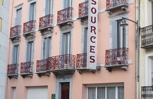 Cauterets Apartment | 2-Room Apartment Center Cauterets, 5 people, balcony