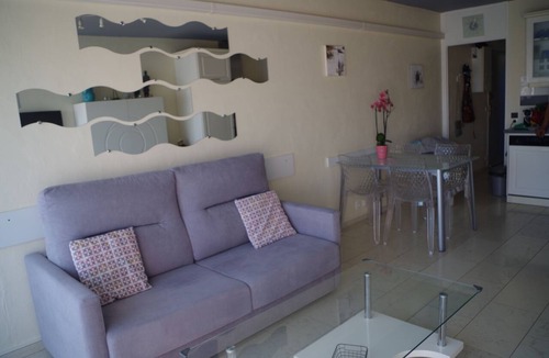 Bandol Apartment | 2-room apartment with air conditioning + Terrace Residence with swimming pool