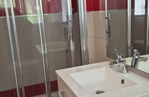 Cauterets Apartment | 2-room Apartment with Wifi in Cauterets