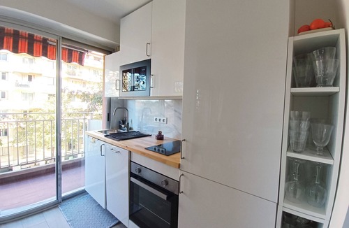 Saint-Roch Apartment | 2-rooms apartment - Wifi and balcony