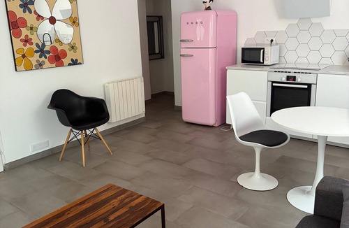 Meounes-les-Montrieux Apartment | 2 ROOMS WITH SWIMMING POOL IN A VILLA IN THE HEART OF NATURE ABSOLUTE CALM