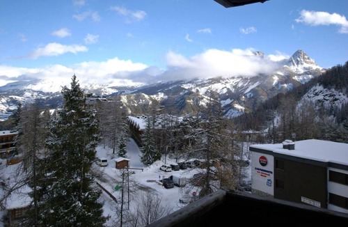 Pra Loup Apartment | 200m from resort center, 5th floor, balcony, tv, ski locker, 45m², Pra Loup