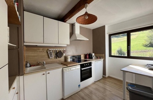 Le Sauze Apartment | 200m from shops, 4th floor, terrace, tv, 70m², Sauze - Super Sauze