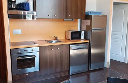 Jausiers Apartment | 2nd floor, swimming pool, hammam, parking, tv, 35m², Pra Loup