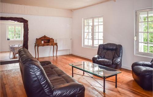 Pommerit-Jaudy House | 3 Bedroom Stunning Home In Langoat