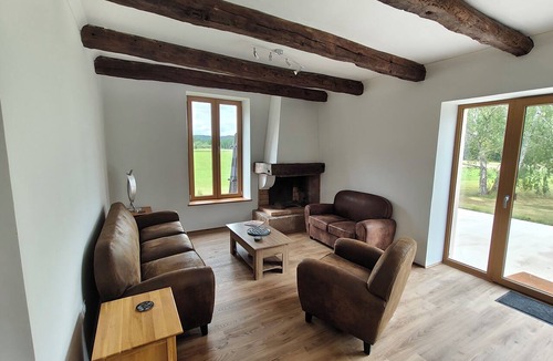 Fimenil House | 3 double bedroom gite, each with private bathroom in a beautiful location.