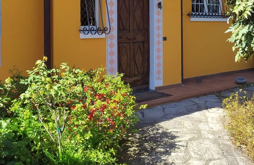 Bosco Apartment | 3 minutes from the lake, with a large terrace and garden