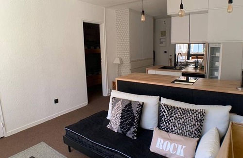 Le Sauze Apartment | 3-Room Apartment, 6 Sleeps, Southeast-Facing Balcony in Sauze