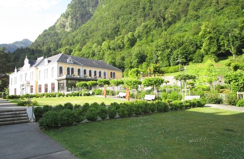 Cauterets Apartment | 3-room apartment, Cauterets center, near thermal baths