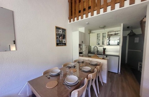 Montgenevre Apartment | 300m from resort center, 2nd floor, view ski slopes, balcony, parking, tv, ski locker, 50m²