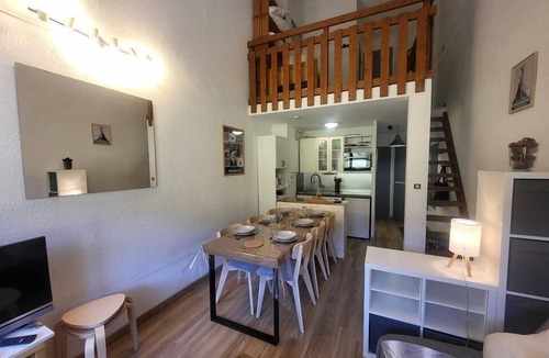 Montgenevre Apartment | 300m from resort center, 2nd floor, view ski slopes, balcony, parking, tv, ski locker, 50m²