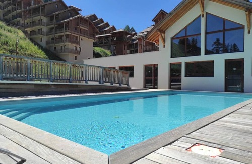 Les Claux Apartment | 3bed/8p Apartment - Pied des Pistes - Private Pool - Vars les Claux