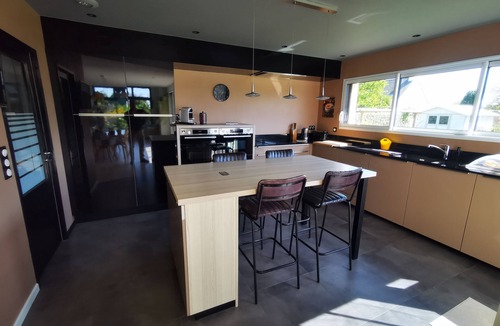 Saint-Lormel House | 4.5 km from the beach. Beautiful, quiet house.