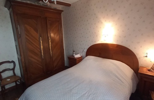Planguenoual House | 4 kms from the sea, quiet 3-bedroom Breton town house.