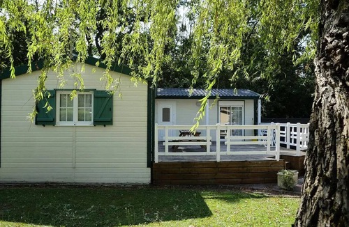 Sadirac Villa | 4-Room Vacation Rental for 6 People with Air Conditioning and TV