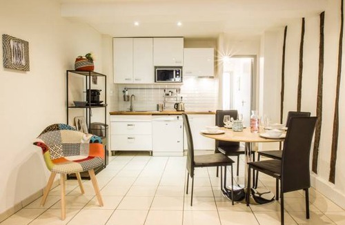 Saint-Etienne Apartment | 42 m² Apartment ∙ 1 bedroom ∙ 3 guests